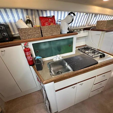 The Boat Experience Galleggiante In Barca * Wenecja