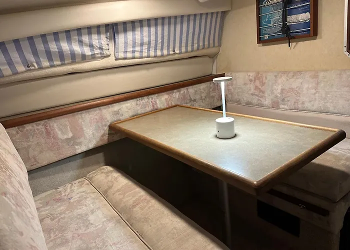 The Boat Experience Galleggiante In Barca Venice